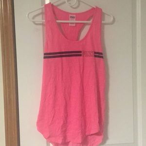 VS pink tank